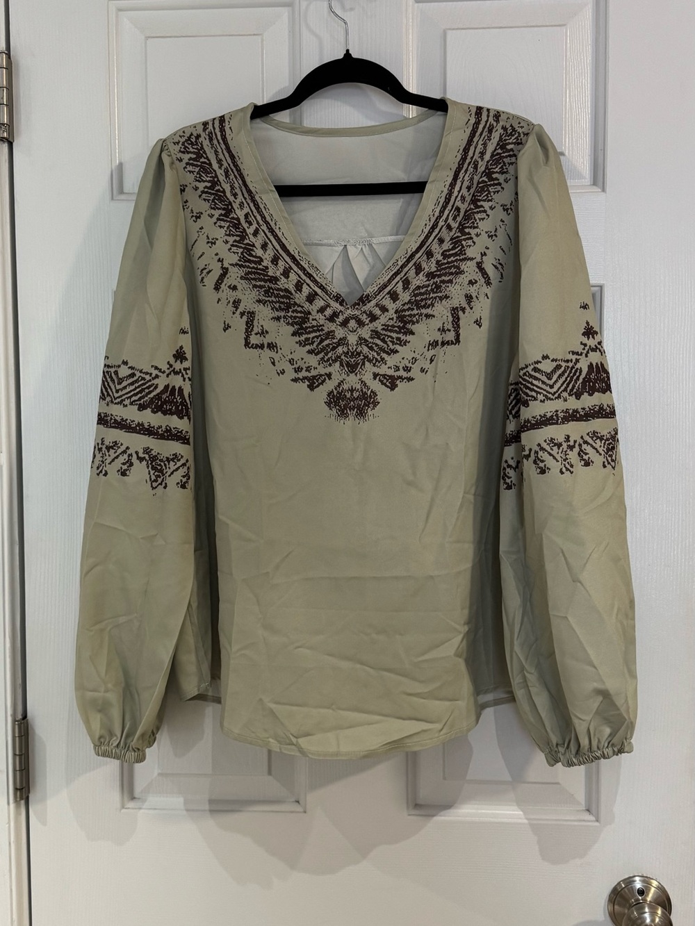 Lightweight Long sleeve Top. Size XL